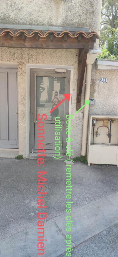 Logement Chambre Seul En Supplement Ou Dortoir Mixte Roquemaure  Dış mekan fotoğraf